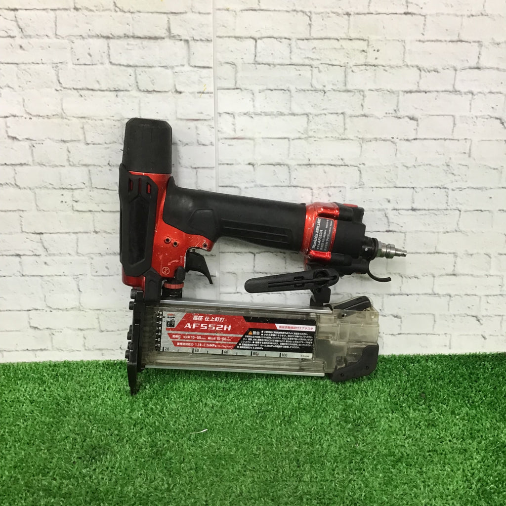 Makita - 美品! makita マキタ 高圧仕上釘打 AF552H フィニッシュネイラ makita/マキタ AF552H 55mm 高圧仕上釘打 フィニッシュネイラ