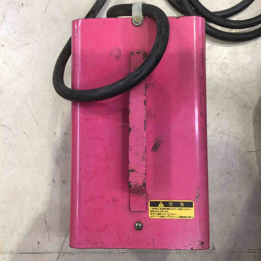 育良精機 イクラ 昇圧・降圧変圧器 トランス 3KVA ハンディートランサー HN-30AE【町田店】