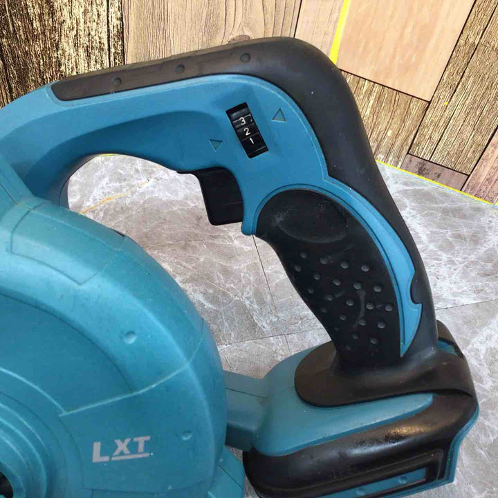 ☆マキタ(makita) コードレスブロワ UB182DZ【八潮店】