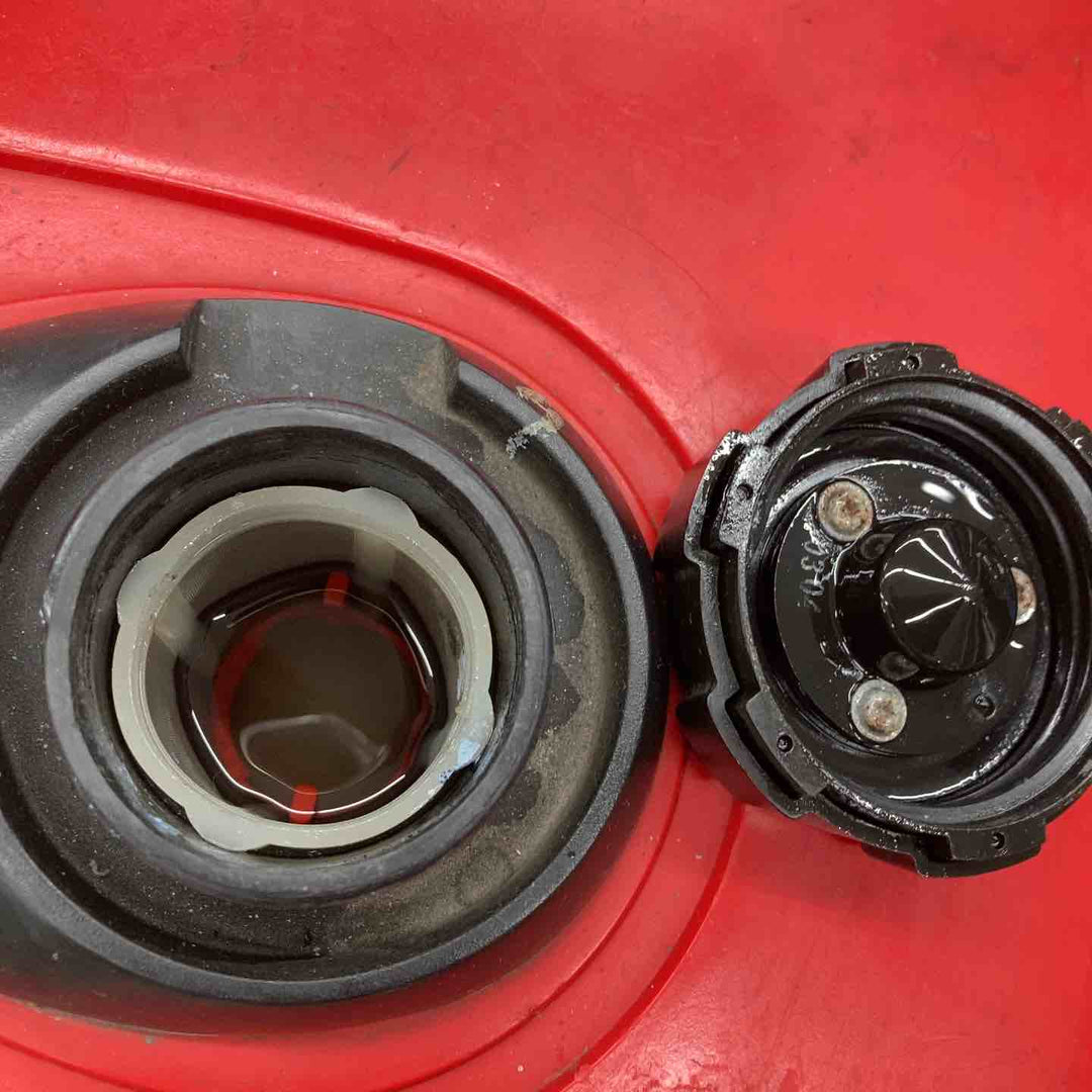 【店頭受取り限定】新ダイワ(Shindaiwa) インバーター発電機 IEG2000M-Y【川越店】