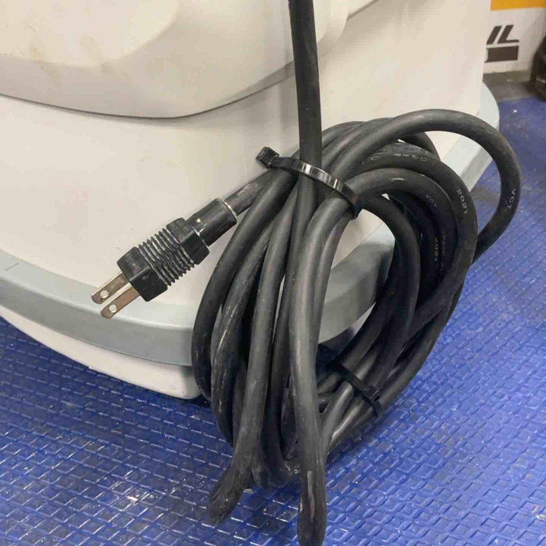 ★マキタ(makita) 集じん機 乾湿両用 VC1500【草加店】