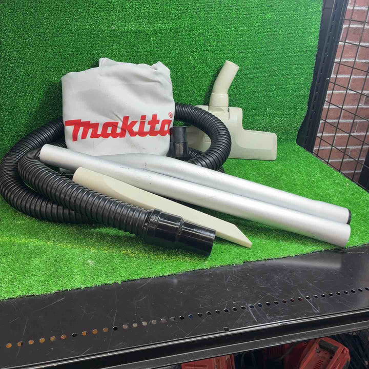 【中古品】 マキタ(makita) 集じん機 乾式 VC0830 連動機能【藤沢店】