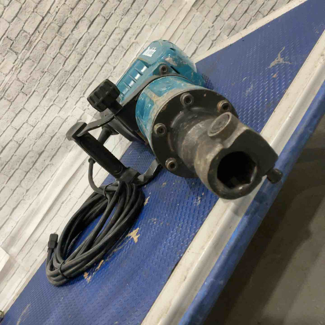 【店頭受取り限定】★マキタ(makita) 電動ハンマ HM1317C【川口店】