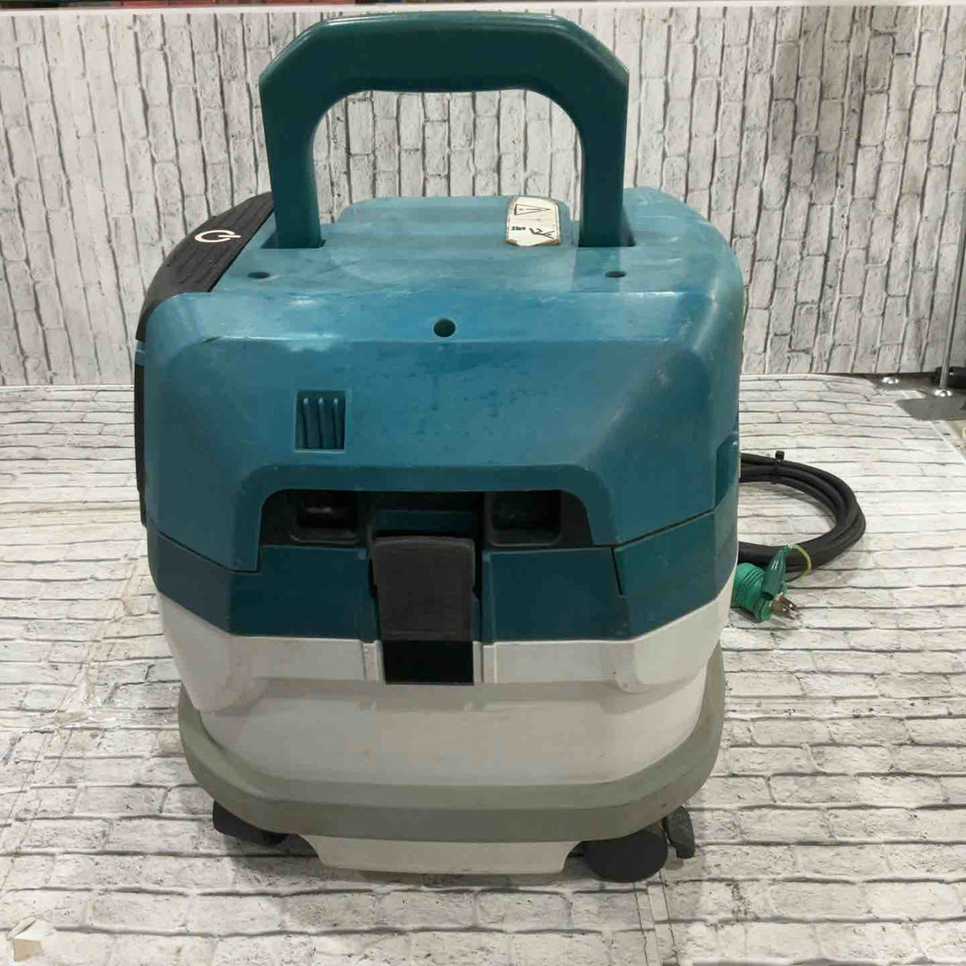 ★マキタ(makita) 集じん機 乾式 VC0830 連動機能【川口店】