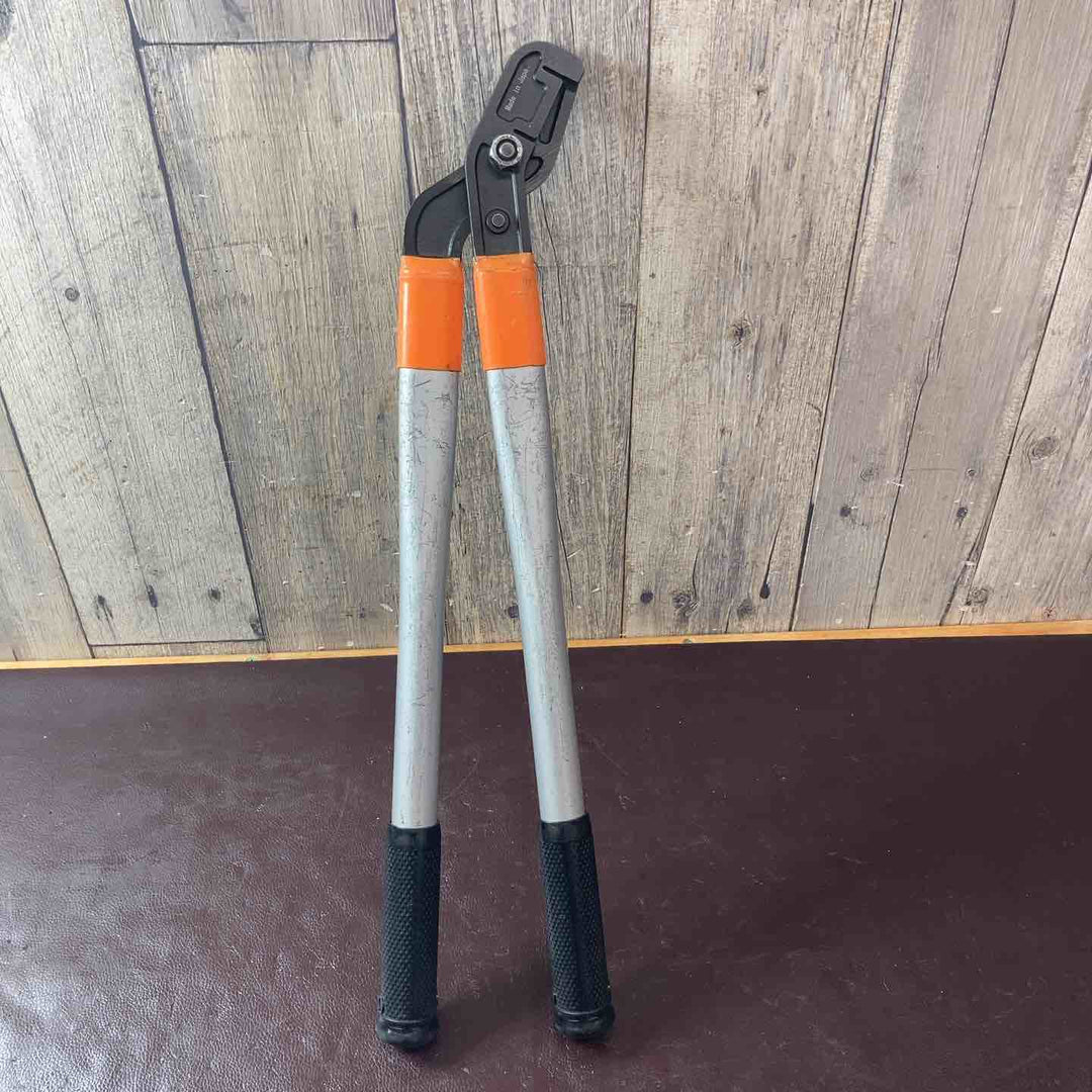 【中古品】フジ矢(FUJIYA) Cチャンカッター (軽量アルミハンドル) 親バー切断用 FCC-550【東大和店】
