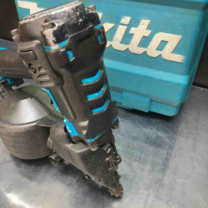 ★マキタ(makita) 高圧エア釘打ち機 AN533HM【川越店】