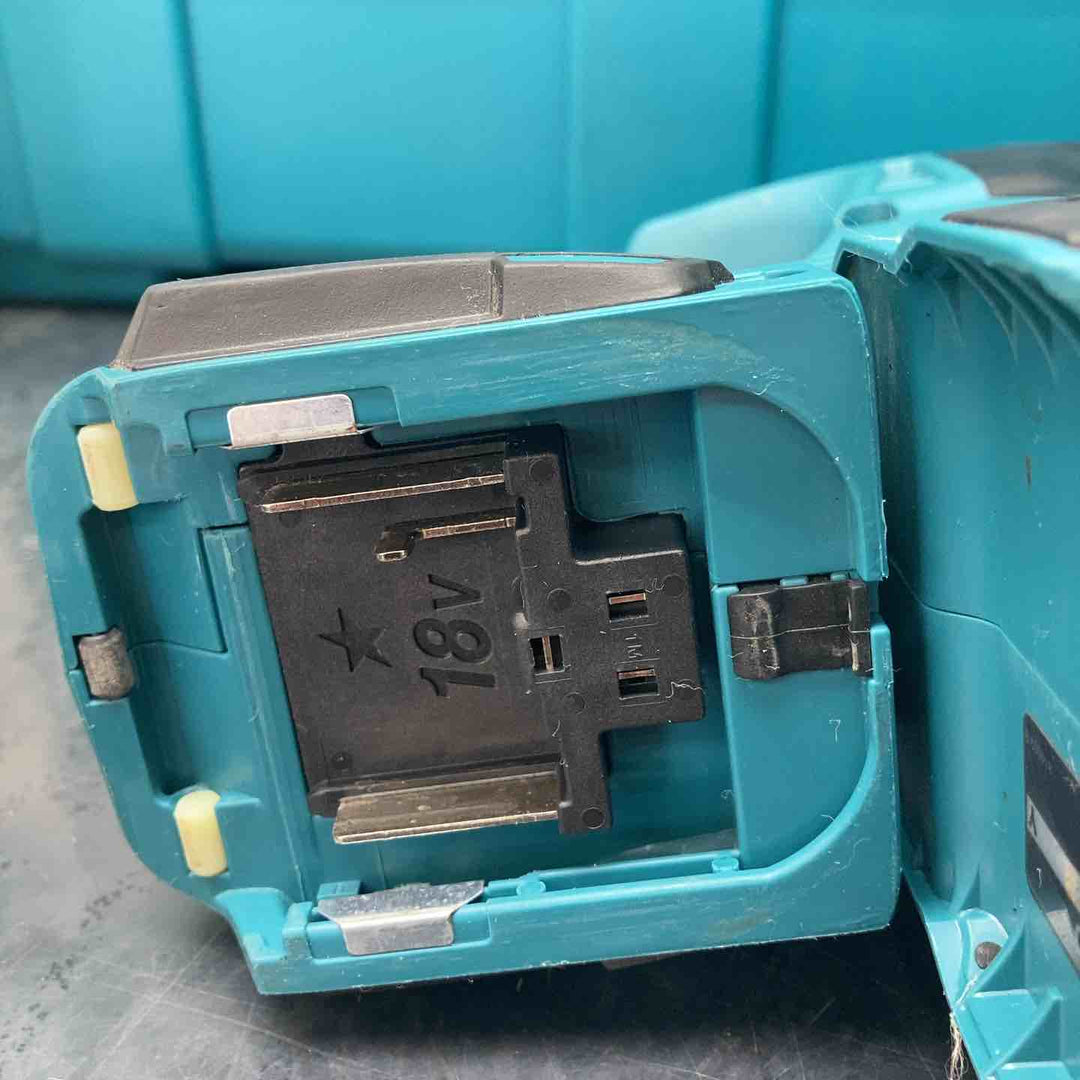 ★マキタ(makita) コードレスハンマドリル HR244DRGX【川越店】