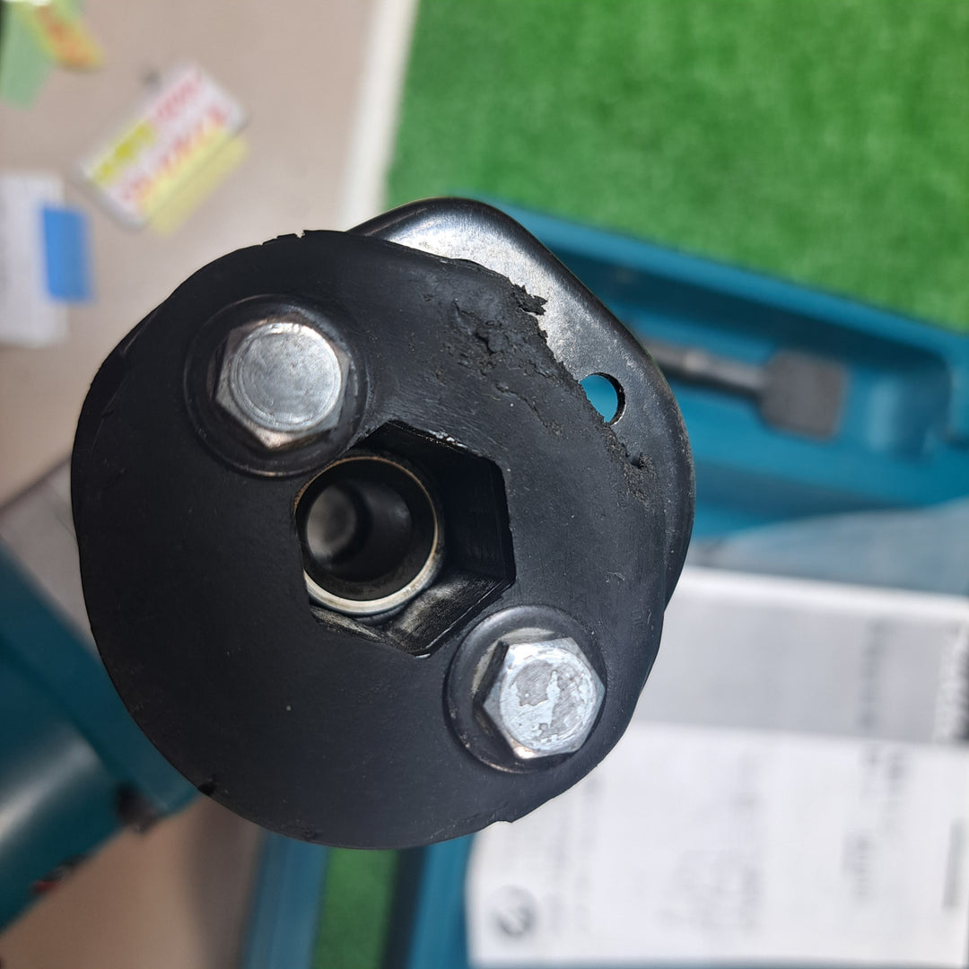 ★マキタ(makita) 電動ケレン HK1810【藤沢店】