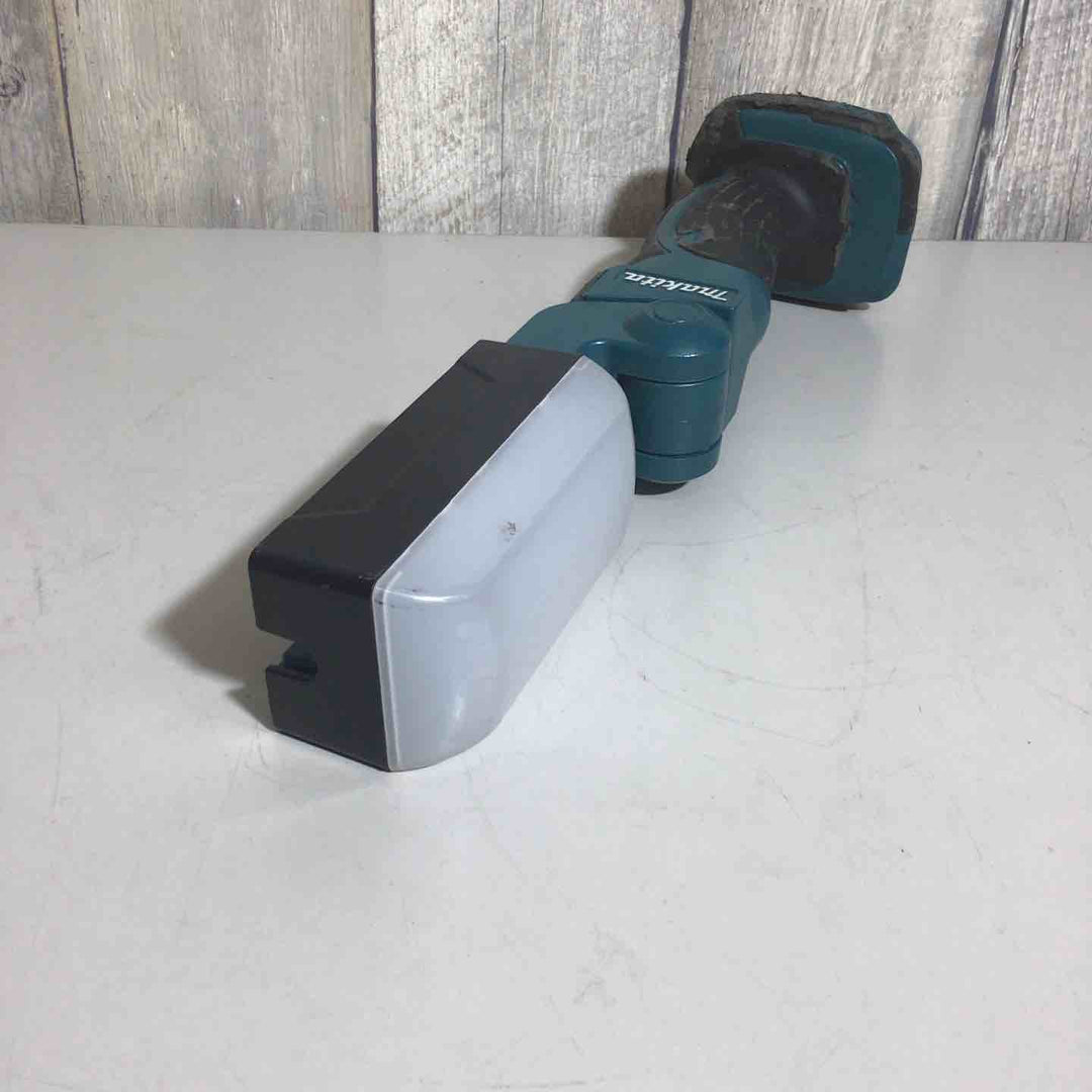 ★マキタ(makita) コードレスLEDワークライト ML801【戸田店】