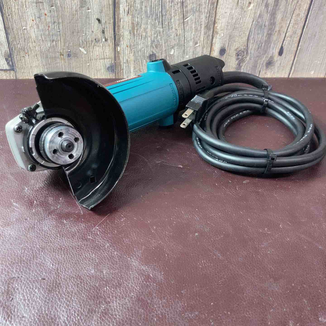 【中古品】マキタ(makita) 100mmディスクグラインダ 9533B【東大和店】