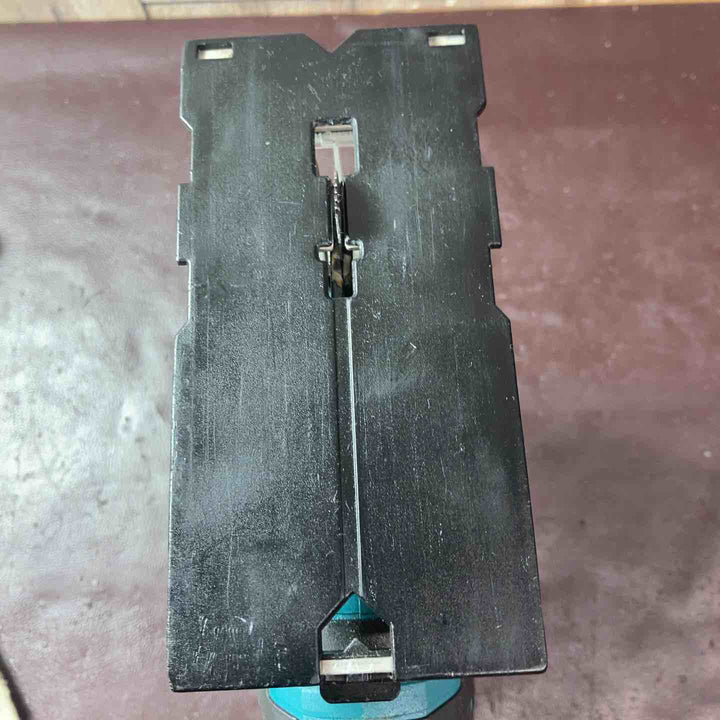 【中古品】☆マキタ(makita) コードレスボードカッタ SD100DZ【東大和店】