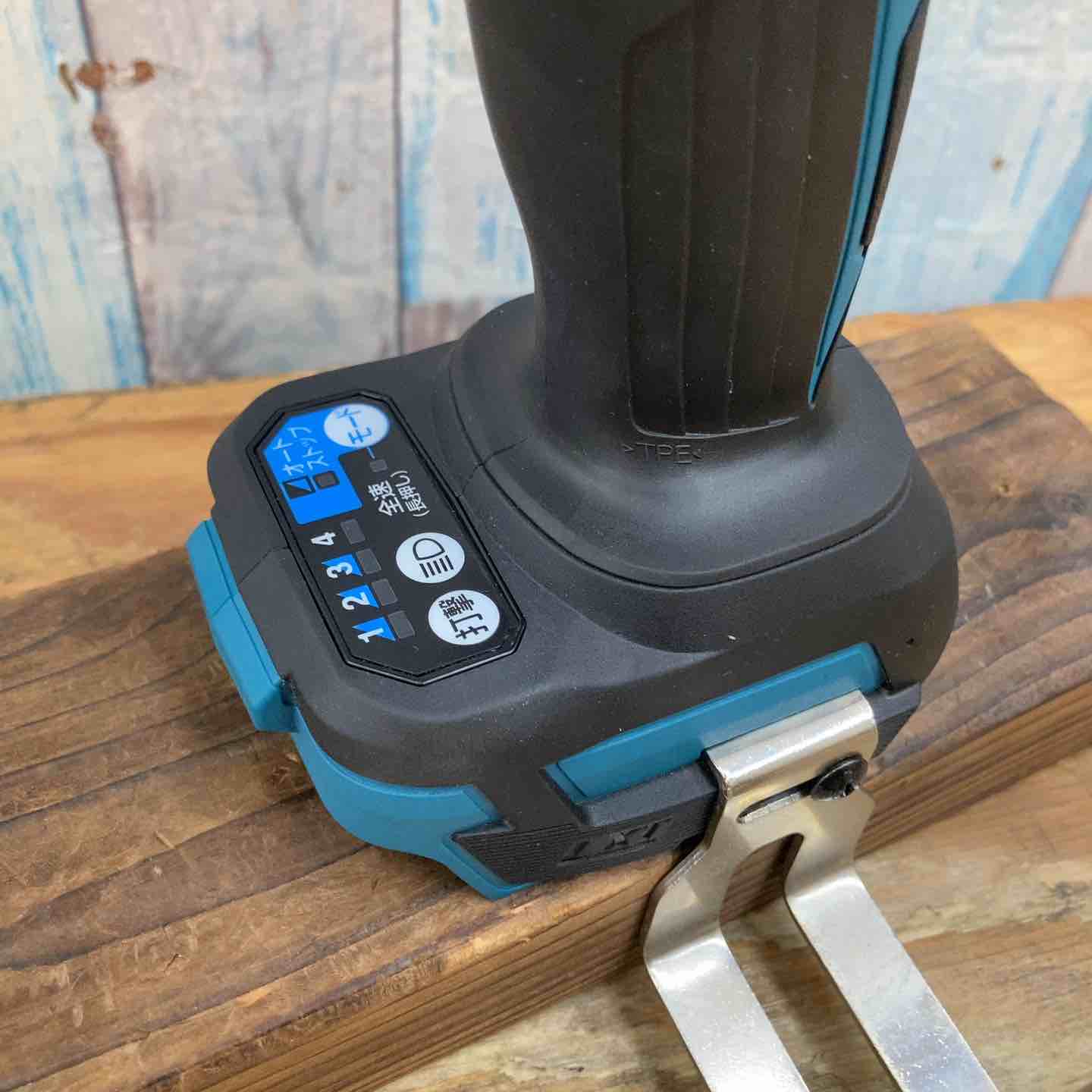中古品】☆マキタ(makita) コードレスインパクトレンチ TW700DZ 本体
