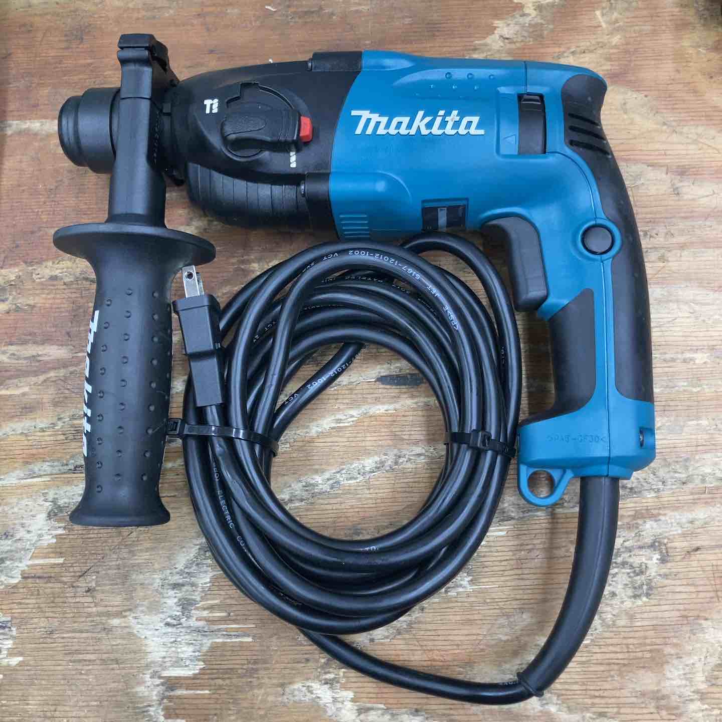 マキタ HR1830F ハンマードリル【野田愛宕店】【店頭取引限定】【中古】 Amazon | マキタ(Makita) ハンマドリル 18mm HR1830F | ハンマードリル