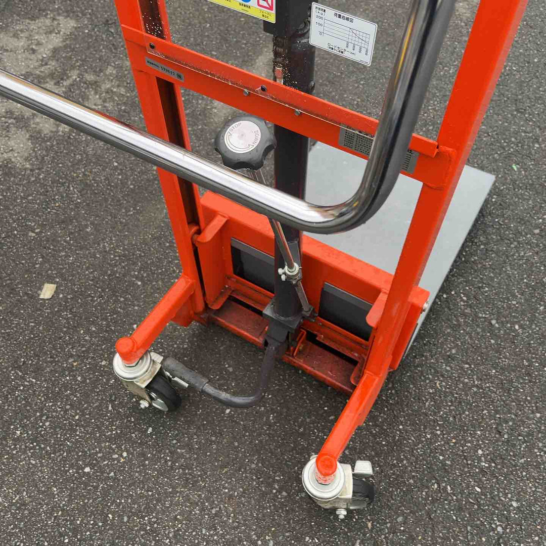 【店頭受取り限定】東正車輛 ゴールドリフター GLF-H200-9T テーブルタイプ 200kg【岩槻店】