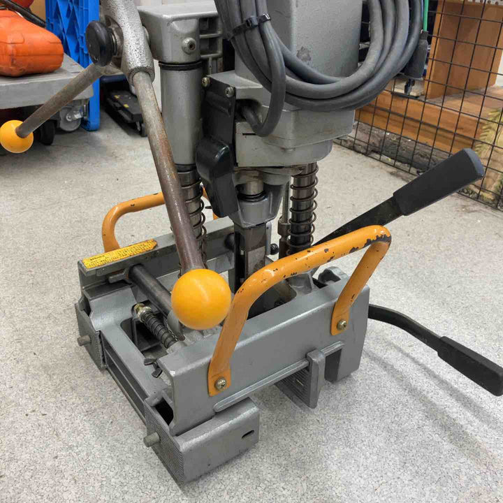 ◇マキタ(makita) 手動カクノミ 7303 角のみ【八潮店】