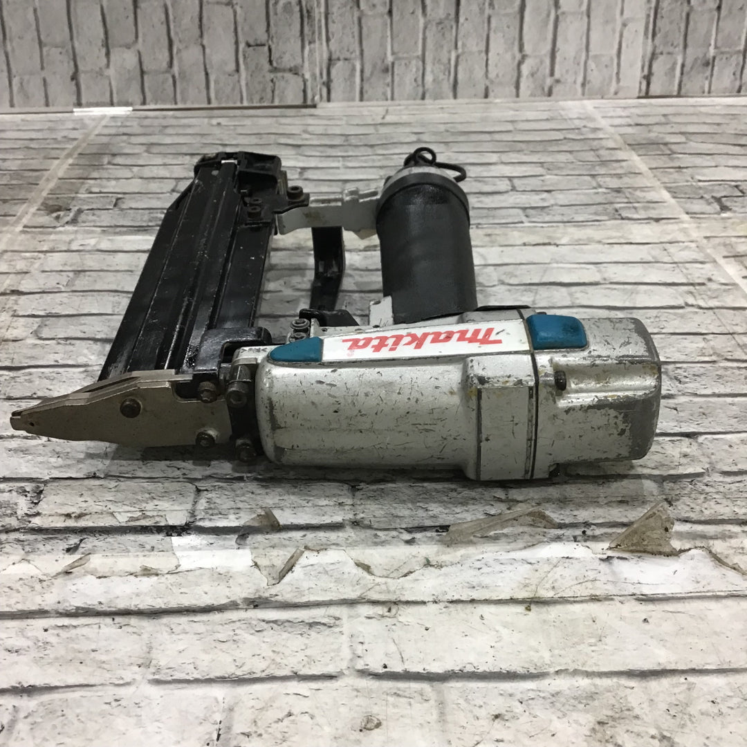 ★マキタ(makita) 常圧フィニッシュネイラ AF502N【川口店】