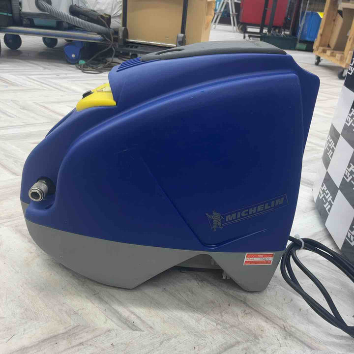 MICHELIN ミシュラン　エアーコンプレッサー MCX6　N058-N29-448【越谷店】