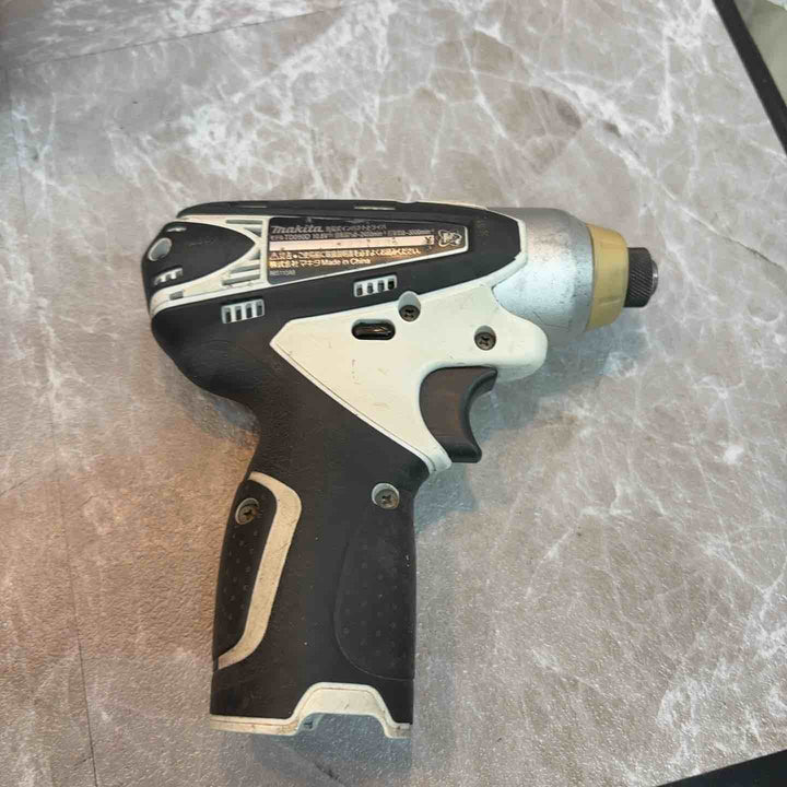 ☆マキタ(makita) コードレスインパクトドライバ TD090DWXW【八潮店】