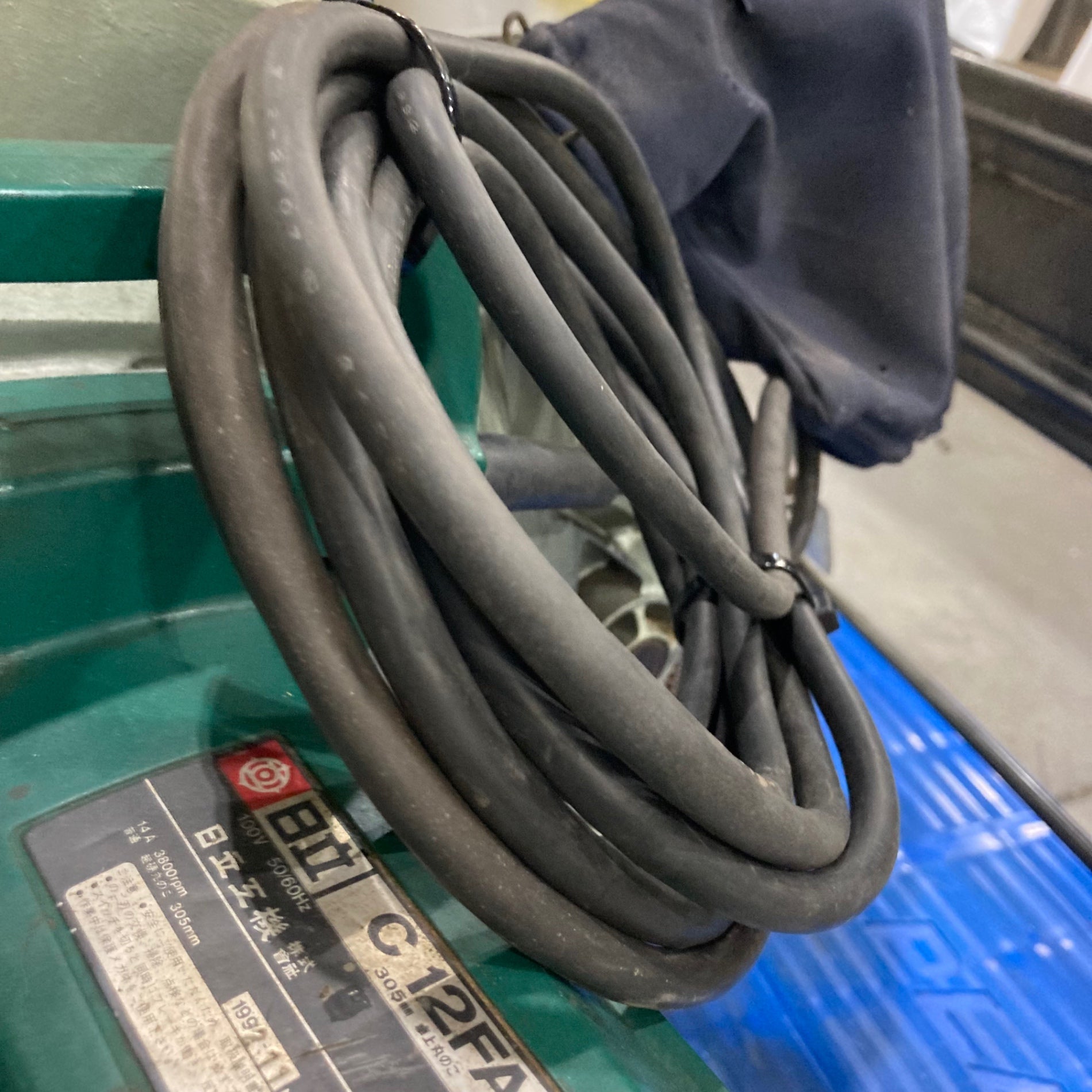〇ハイコーキ(HIKOKI ※旧:日立工機) 卓上丸ノコ C12FA【川口店