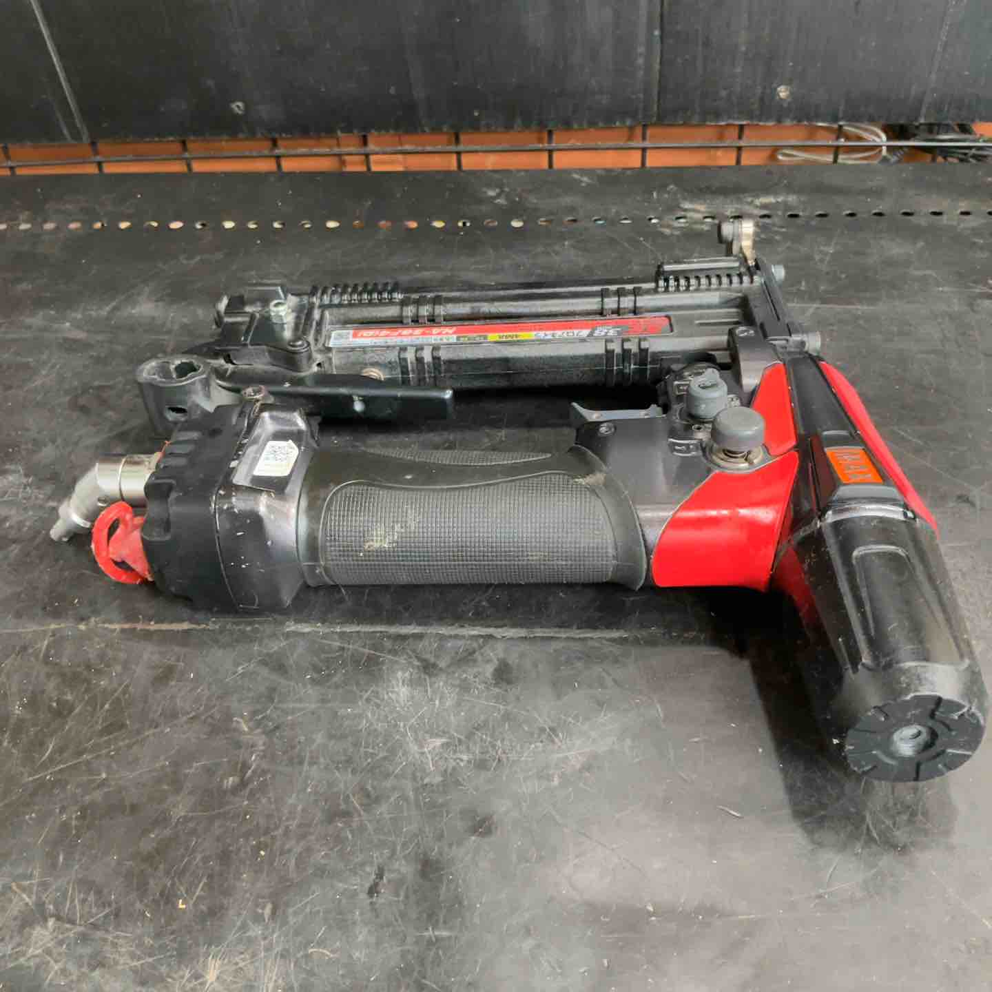 ◇中古動作品◇マックス(MAX) 高圧フロアタッカー HA-38F4(D)◇アクトツール富山店◇J◇ITQHI0Q82LQ2 ☆マックス(MAX) 高圧フロアタッカー HA-38F4(D)【草加店】 – アクト