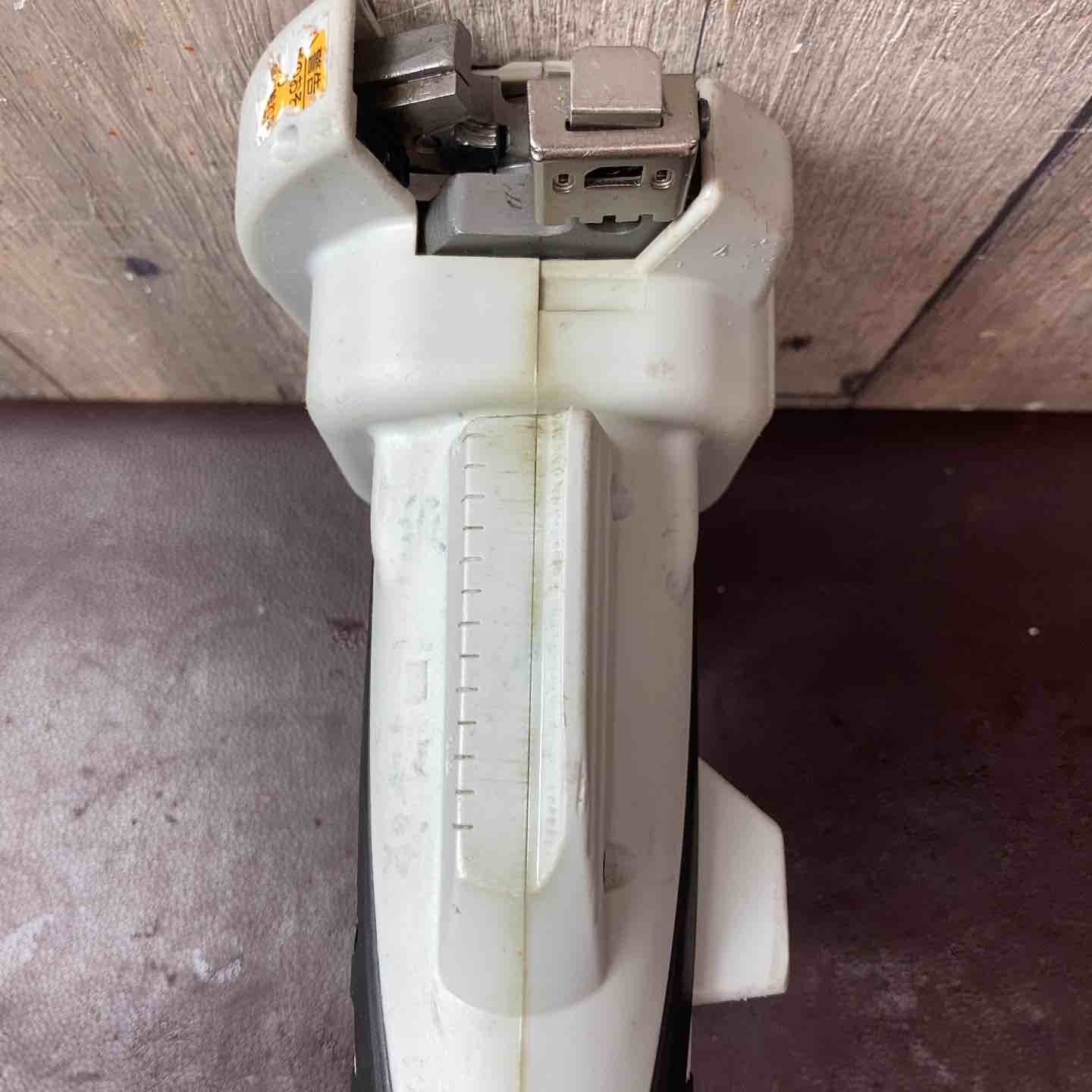 中古品】 パナソニック(Panasonic) コードレス全ネジカッター14.4V 