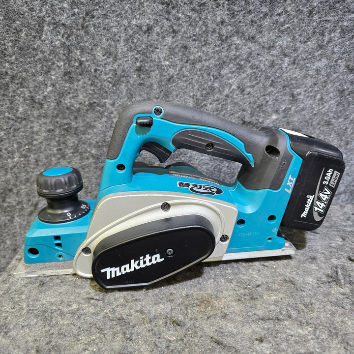 【中古品・14.4V 3.0Ahバッテリ付き！】マキタ(makita) 14.4Vコードレスカンナ KP140DZ【桶川店】