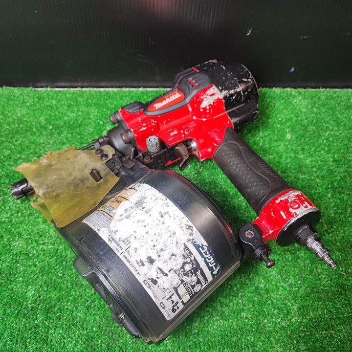 ★マキタ(makita) 高圧エア釘打ち機 AN911H マガジン割れ フック無し【岩槻店】