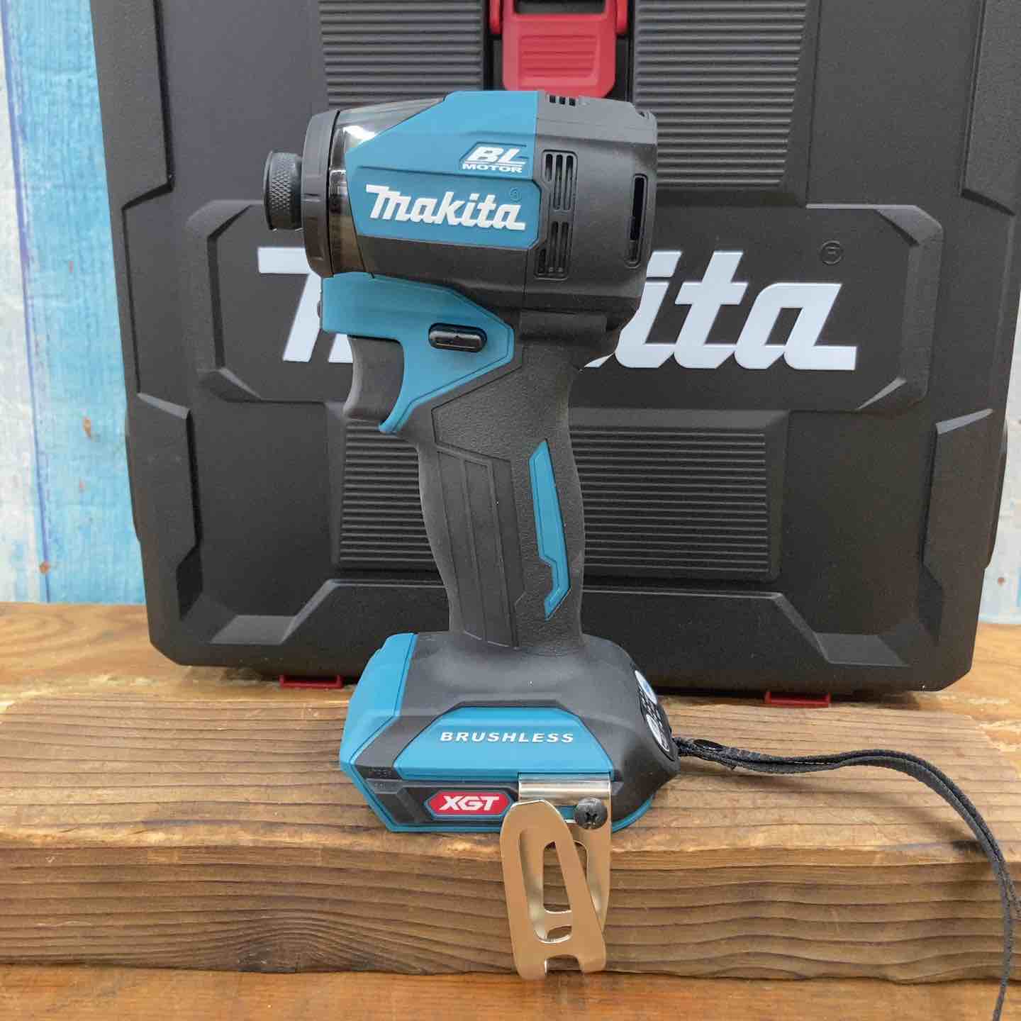☆マキタ(makita) 40Vmaxコードレスインパクトドライバー TD005GRDX