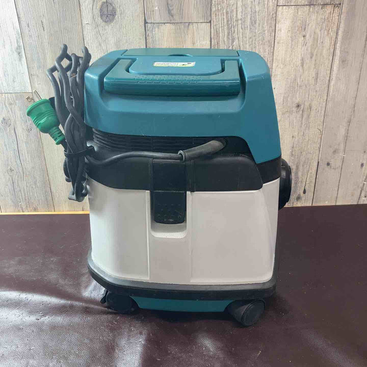 【中古品】 マキタ(makita) 集じん機 乾湿両用 474(P) 【東大和店】