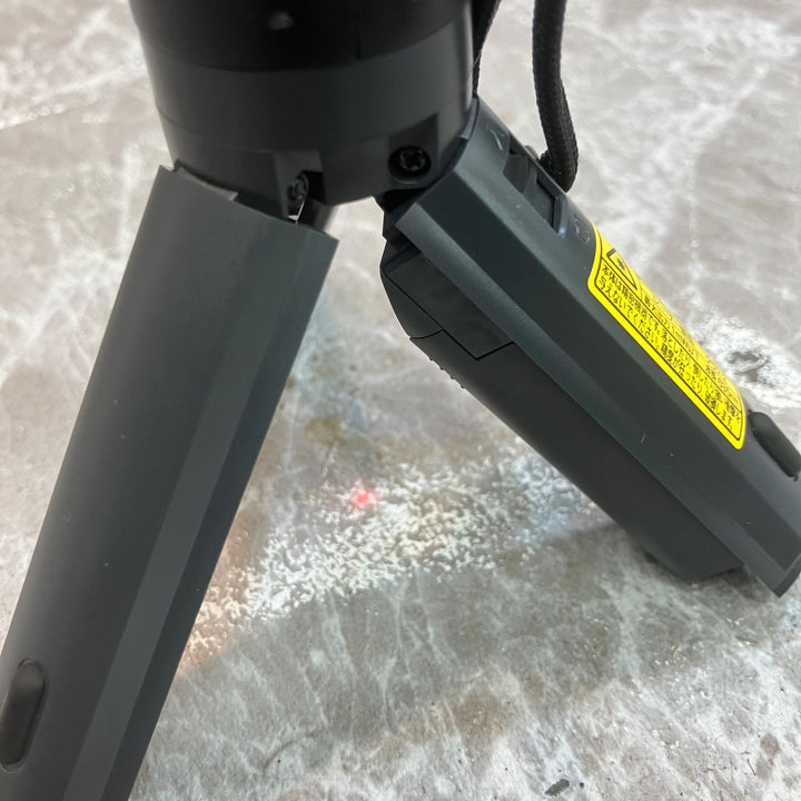◇Panasonic パナソニック レーザー墨出し器 墨出し名人 十字・地墨 BTL1100B【八潮店】