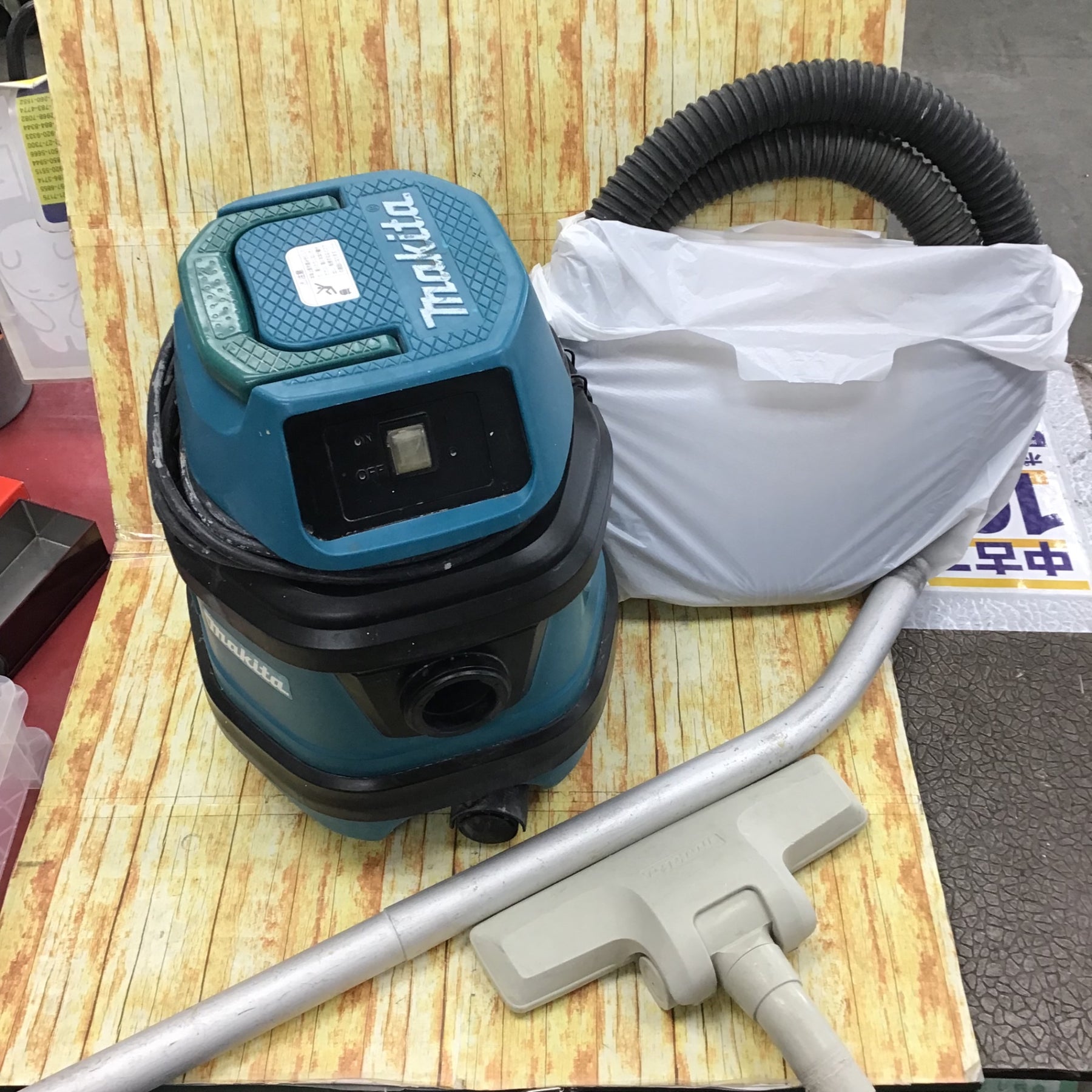 ○マキタ(makita) 集じん機 470 乾湿両用【川崎店】 – アクトツール 