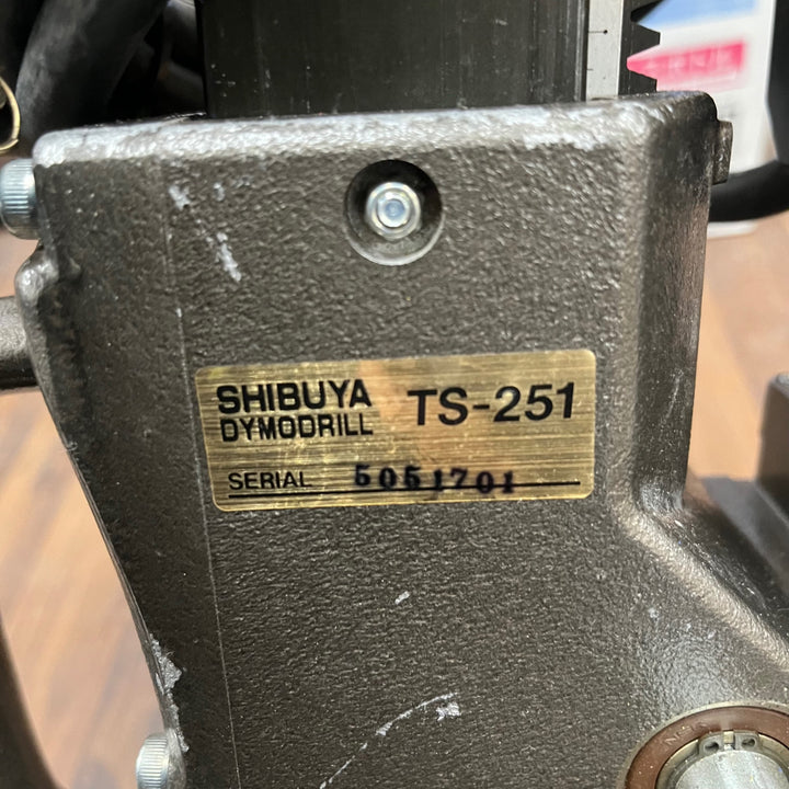 【店頭受取り限定】シブヤ(SHIBUYA) ダイモドリル コアドリル TS-251/M2226 バキュームポンプ V-300 セット【川口店】