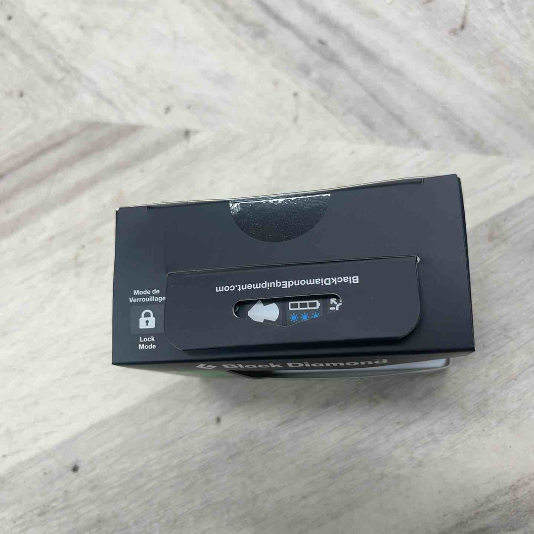 Black Diamond スポット400-R グラファイト 400ルーメン アウトドア ヘッドライト コンパクト 充電式モデル 【越谷店】