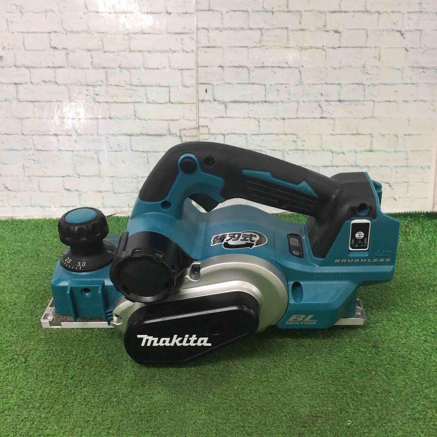 ☆マキタ(makita) 82mmコードレスカンナ KP181DZ【町田店】 – アクト