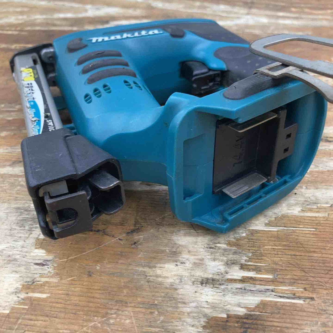 【現状品 】☆マキタ(makita) RT線専用コードレスタッカー ST110DZ 14.4V【柏店】