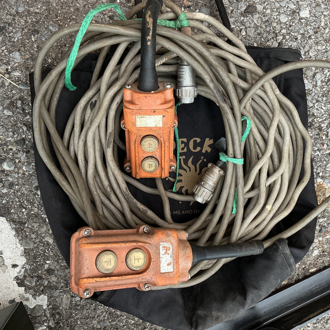 【店頭受取り限定】メーカー不明 トーヨーコーケン ？ ウインチ 荷揚げ機 型式不明 MD-7 ？【草加店】