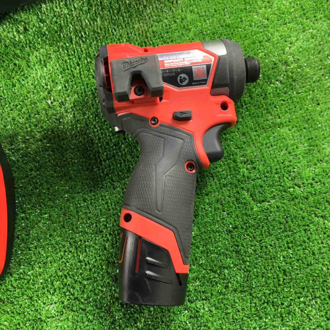 ◇ミルウォーキーツール(Milwaukee) M12 FUEL インパクトドライバー ケース付き M12 FID2-0X JP【草加店】