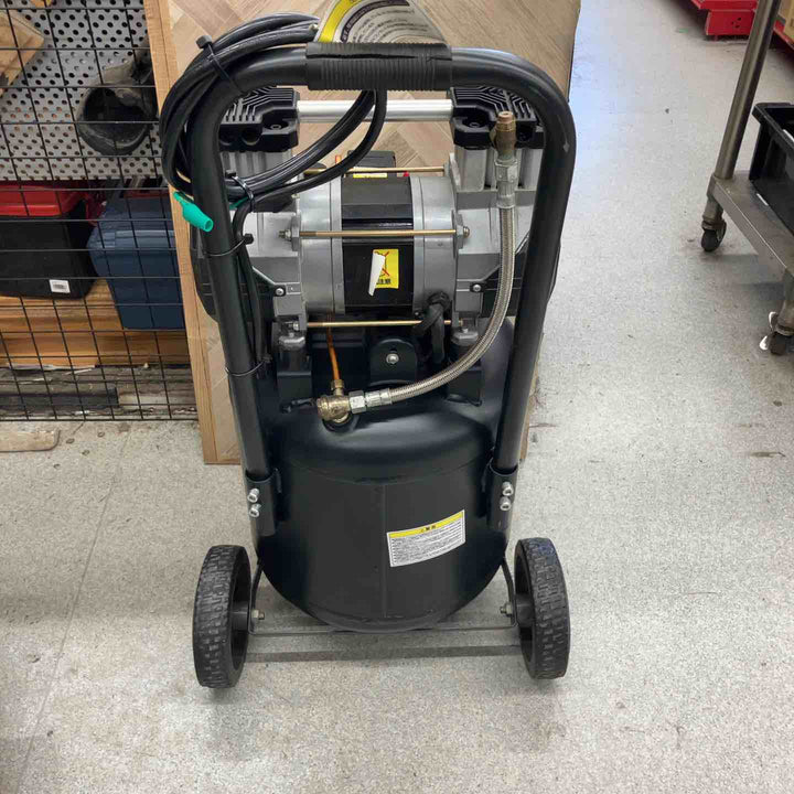 ▼アストロ 縦型ハイスピードエアコンプレッサー 38L AP041022【八潮店】