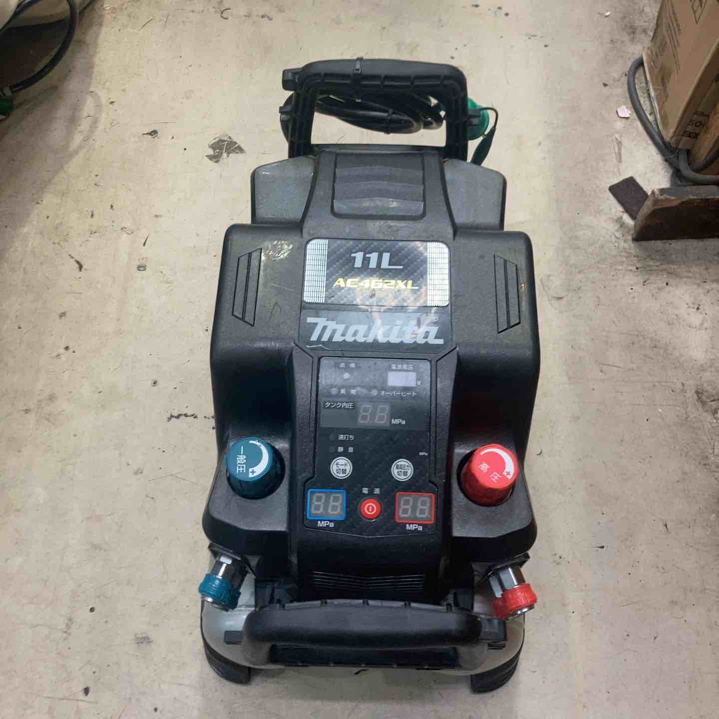 セール 公式 マキタ(Makita) エアコンプレッサ(黒) (50/60Hz 