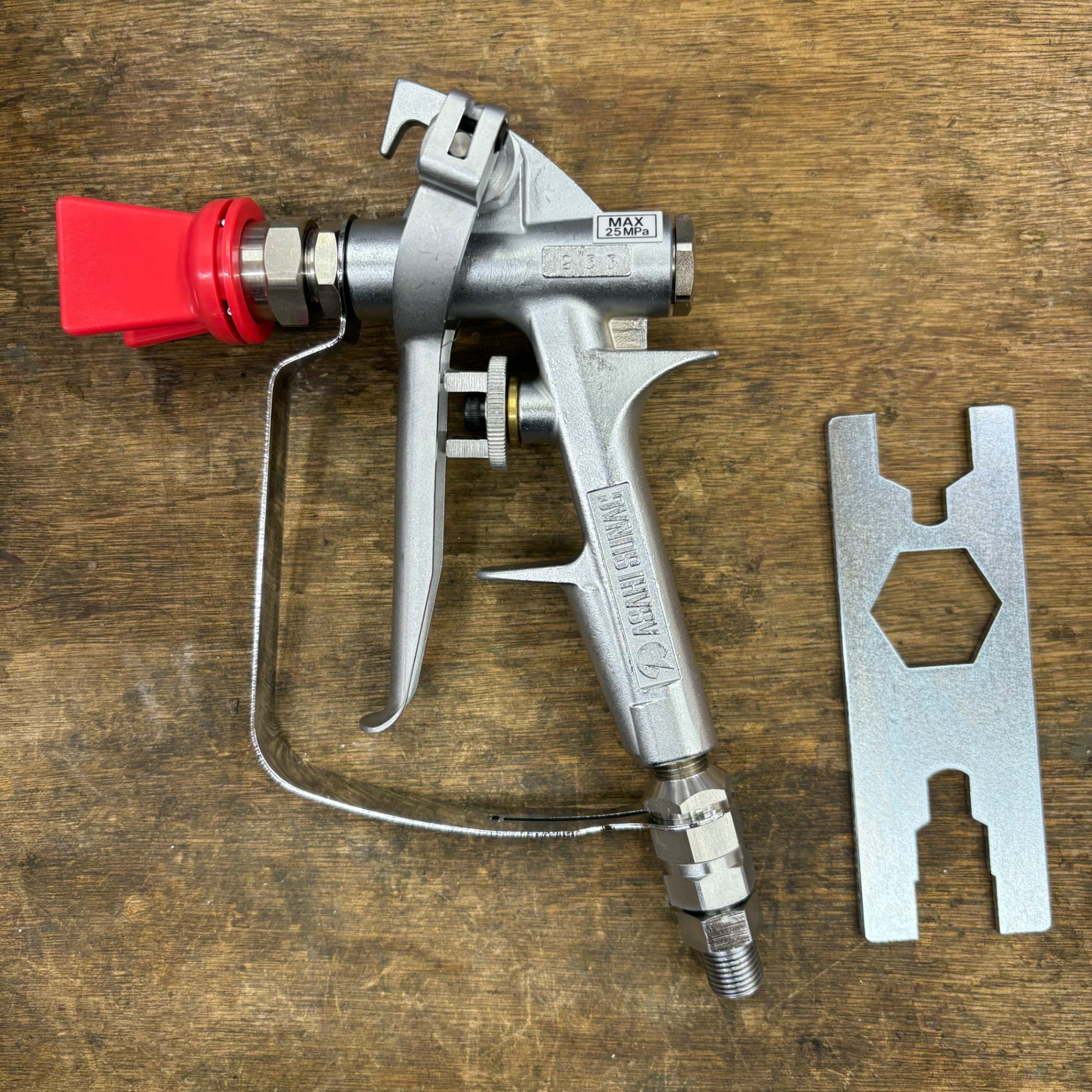 旭サナック エアレスハンドガン(マリンガン) MG3-1【柏店 旭サナック エアレスハンドガン(マリンガン) MG3-1【柏店