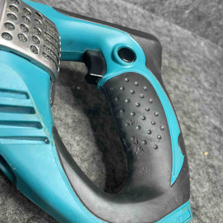 マキタ(makita) コンクリートかくはん機 UT1305 ミキシングプレート付き 【桶川店】