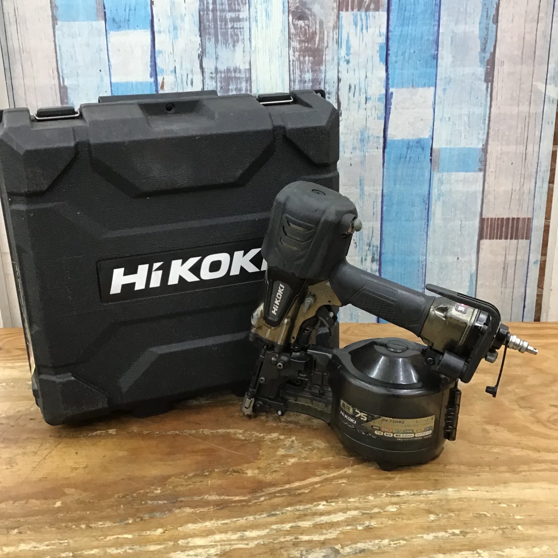 ハイコーキ最新モデル NV75HR2 高圧釘打ち機（【中古品】HiKOKI