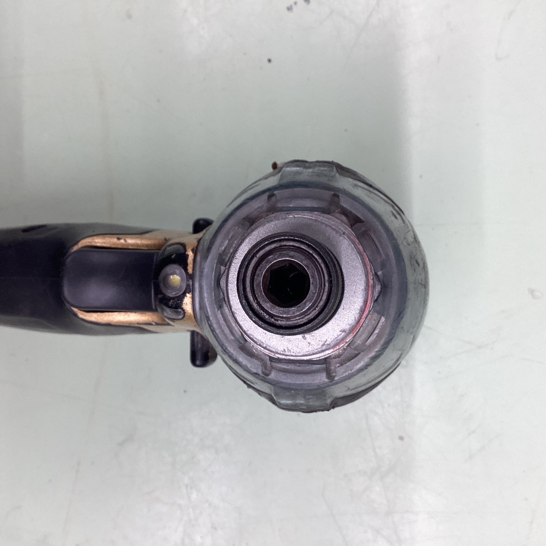 〇マキタ(makita) コードレスインパクトドライバー 18V ゴールド