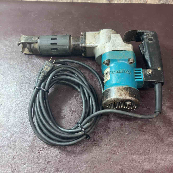 【中古品】 マキタ(makita) 電動ハンマ HM0810 【東大和店】