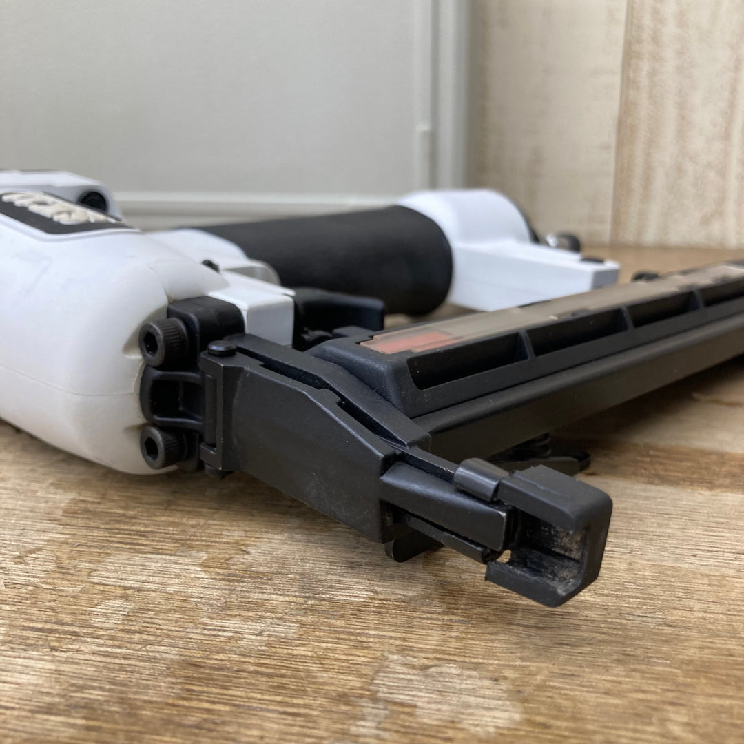 【中古美品】〇SK11 エア仕上釘打機 釘足長 12~35mm F35L SA-F35L-X1【柏店】