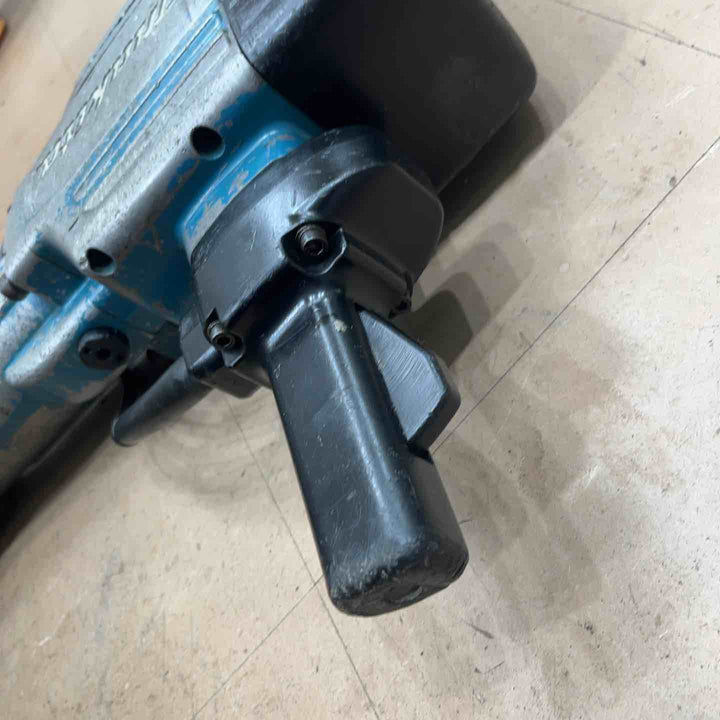 【店頭受取り限定】★マキタ(makita) 電動ハンマ HM1810【草加店】