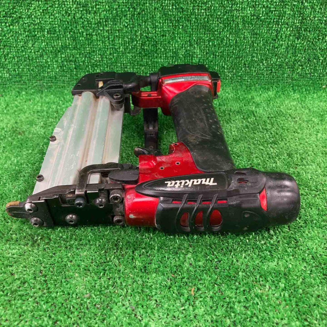 ★マキタ(makita) 高圧ピンネイラ AF501HP【川崎店】