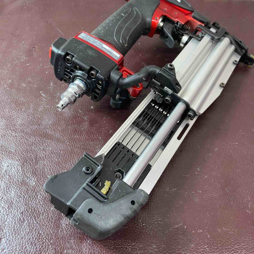 【中古品】★マキタ(makita) 高圧ピンネイラ AF501HP【東大和店】