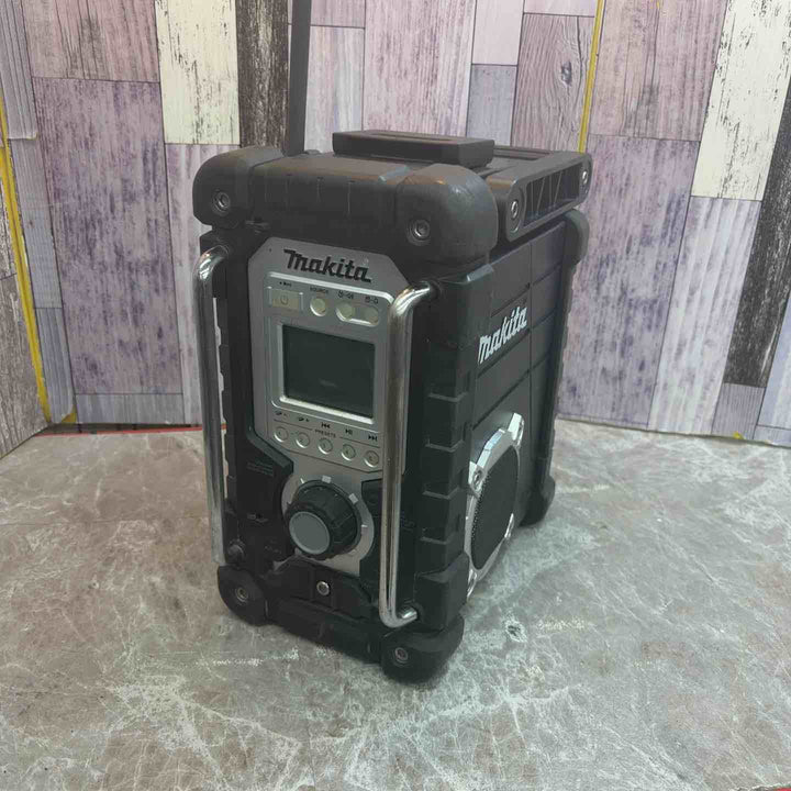 ☆マキタ(makita) コードレスラジオ MR103B【八潮店】