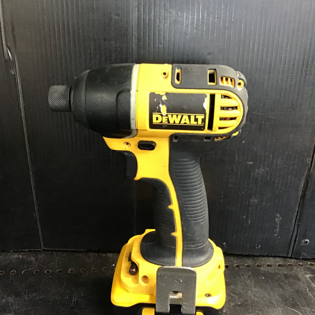 ▼ DEWALT　差し込み式バッテリーインパクトドライバ　DC837KL【草加店】